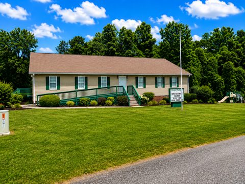 Grounds & outdoor space at Peaceful Pathways